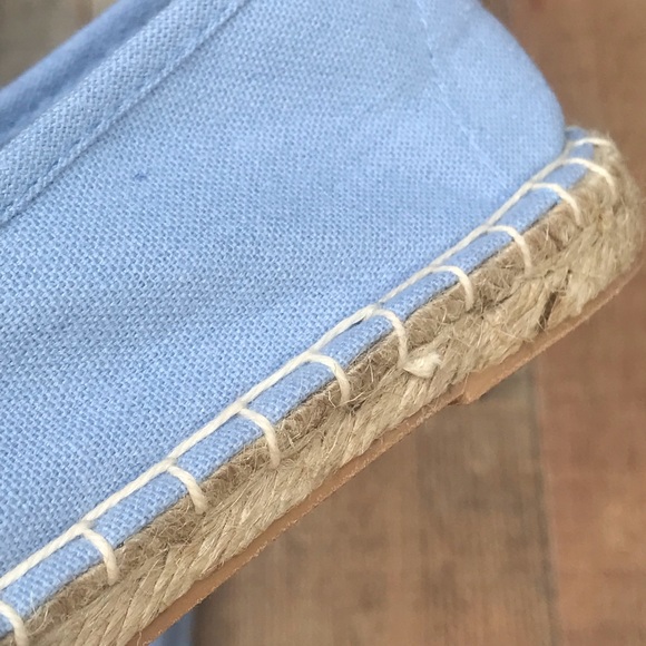 NWT Woman’s Blue Escape Espadrilles by Walk With Me. - Picture 8 of 9